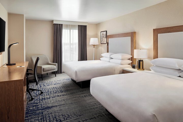 Room 21 of 37