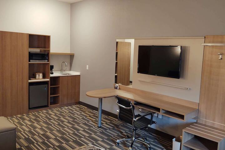 Room 17 of 23