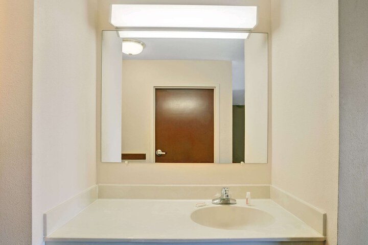 Room 22 of 30