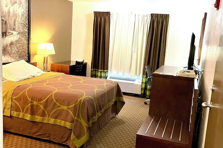 Room 43 of 57