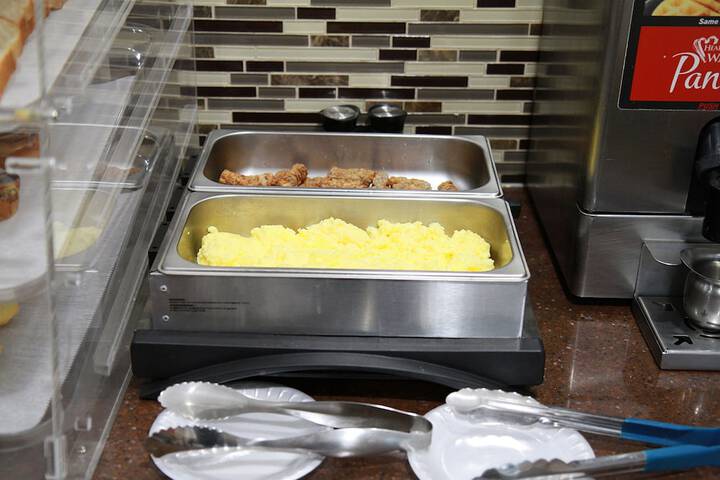 Breakfast/Coffee Service 50 of 63
