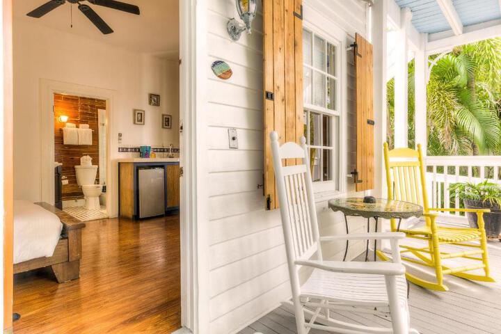Key West Harbor Inn - Adults Only