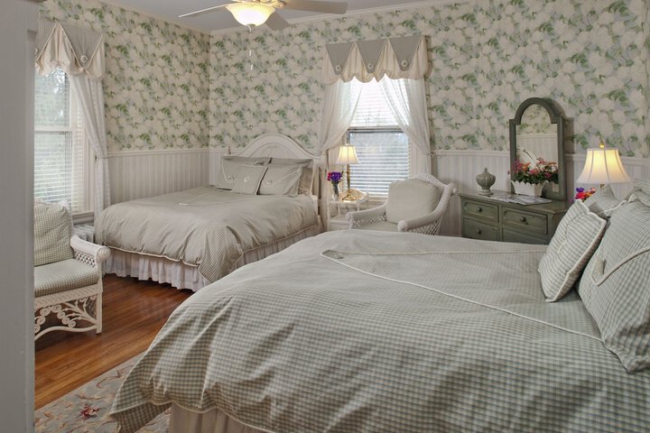 Albemarle Inn