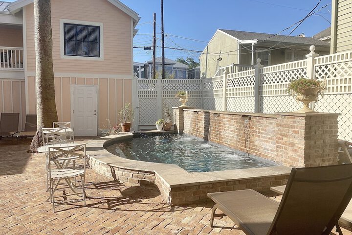 Coppersmith Inn B & B