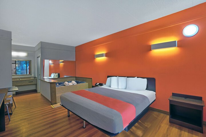 Motel 6 Seaford DE