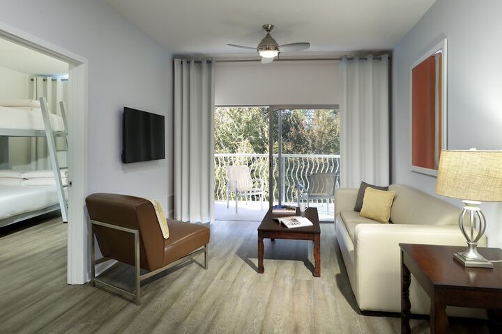 Room 65 of 184