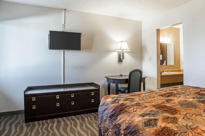 Room 26 of 30
