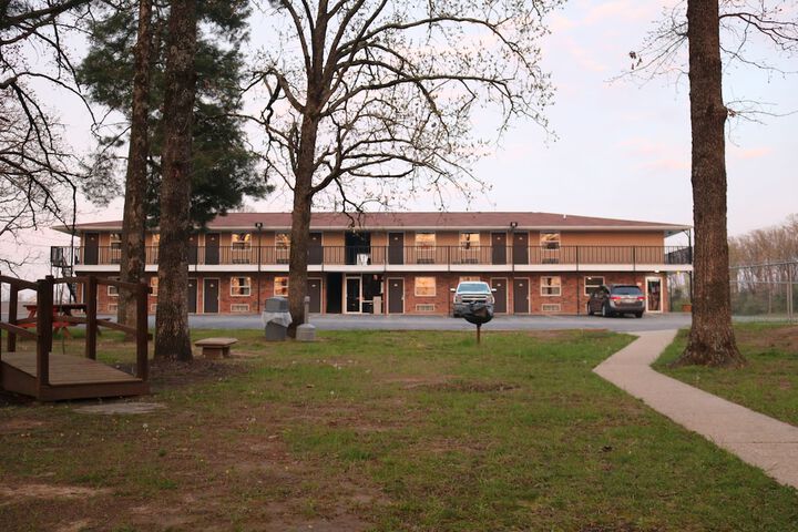 Ranch Motel