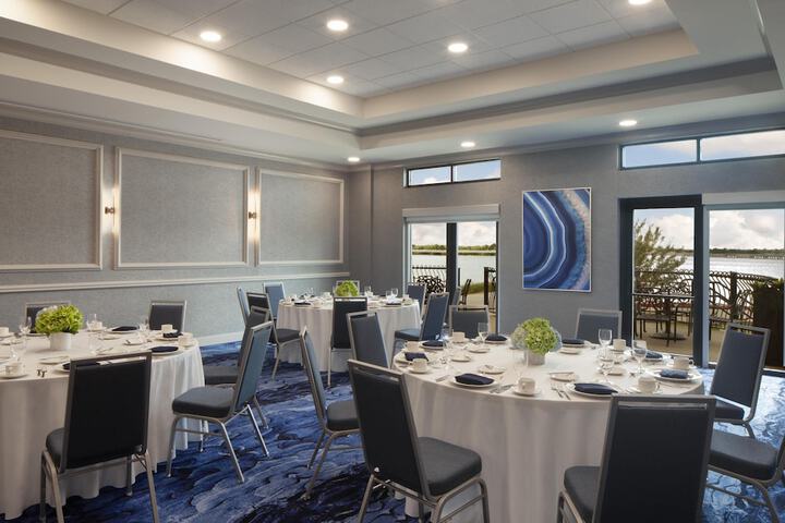 Hilton Dallas / Rockwall Lakefront