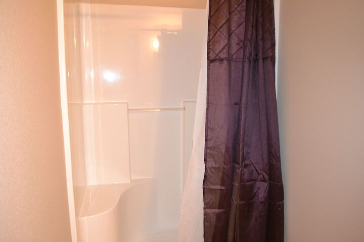 Room 3 of 6