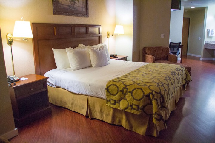 Room 20 of 35