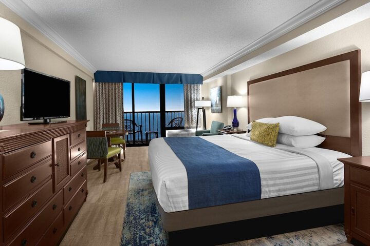 Sea Crest Oceanfront Resort