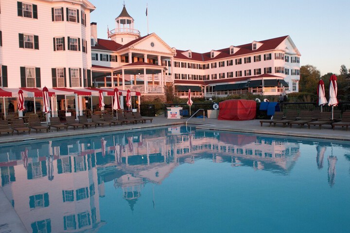 The Colony Hotel