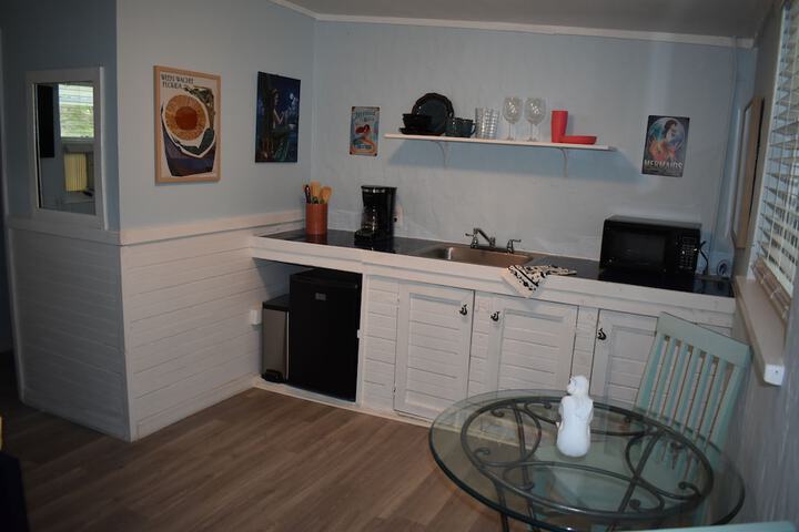 Room 16 of 33