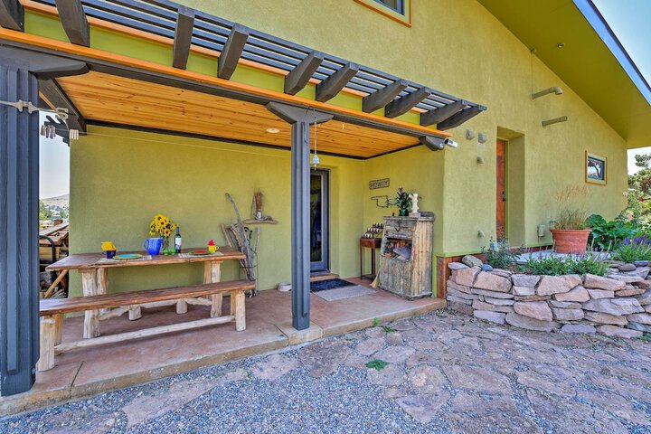 Family-friendly Del Norte Home w / Stunning Views!