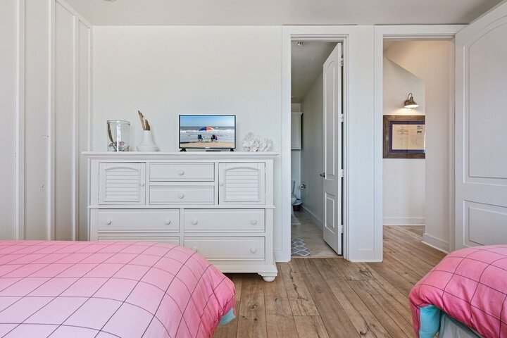 #beach Please 3 Bedroom Home by RedAwning