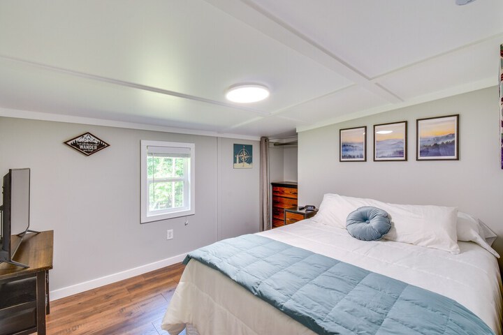 Cozy Clarkesville Getaway w / Fire Pit!