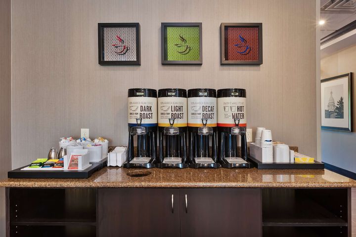 Hampton Inn & Suites Flint / Grand Blanc