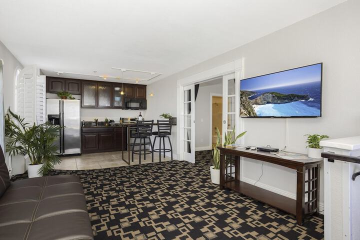 The Hotel Oceanside