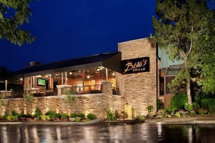 DoubleTree by Hilton Akron Fairlawn