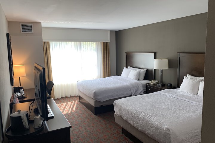 Room 53 of 70