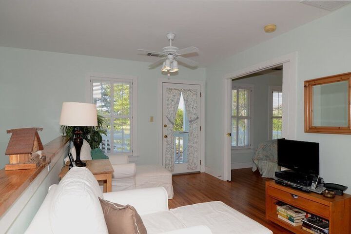 Cottage Rental Agency - Seaside Florida