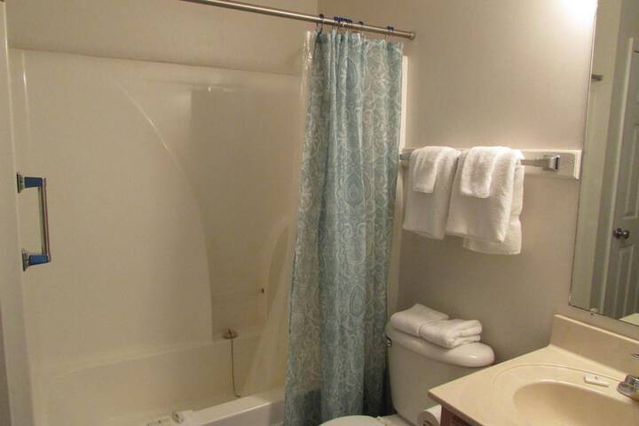 Douglas Inn & Suites