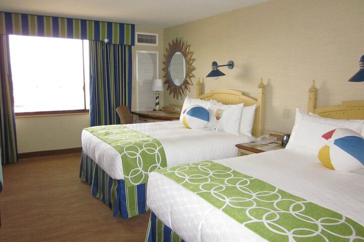 Room 17 of 23