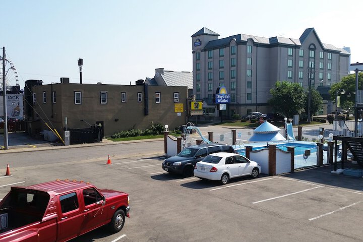Hotel 5 of 56