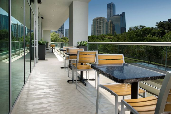 Terrace/Patio 36 of 37