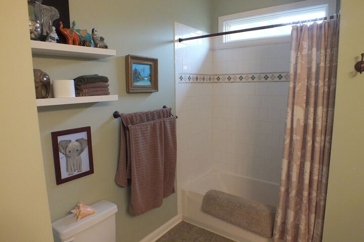 Room 10 of 24
