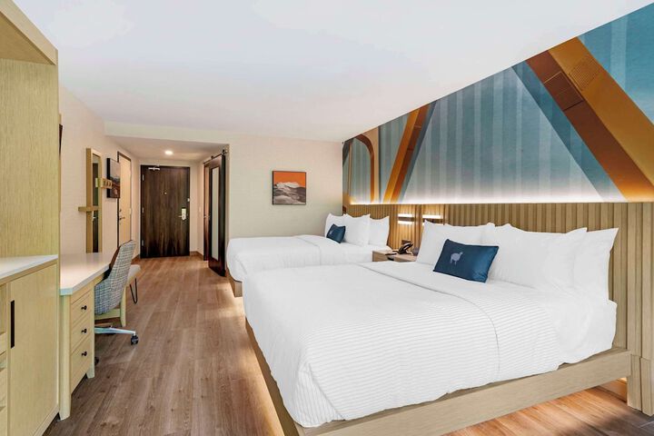 Room 28 of 75