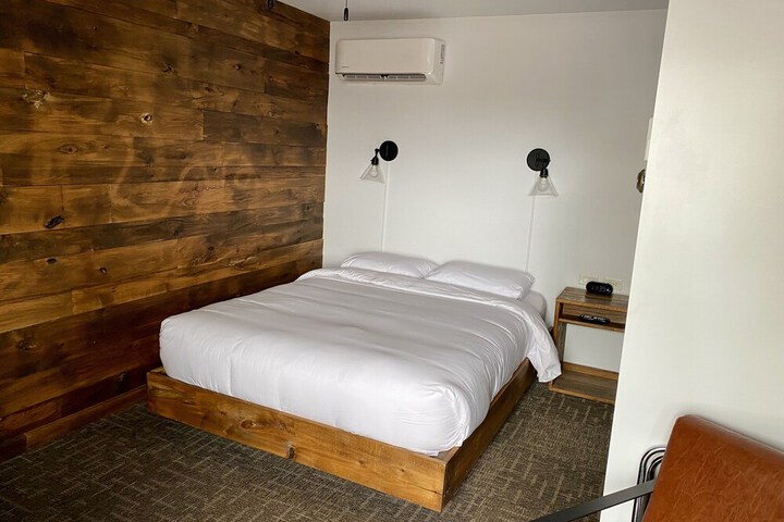 Room 15 of 47