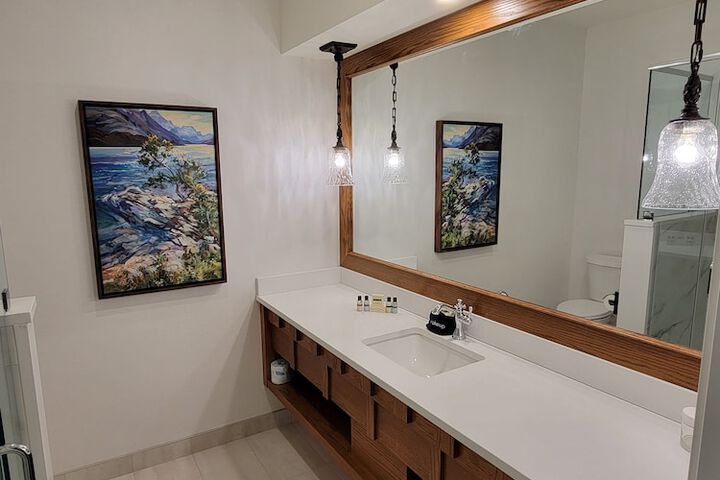 Room 40 of 85