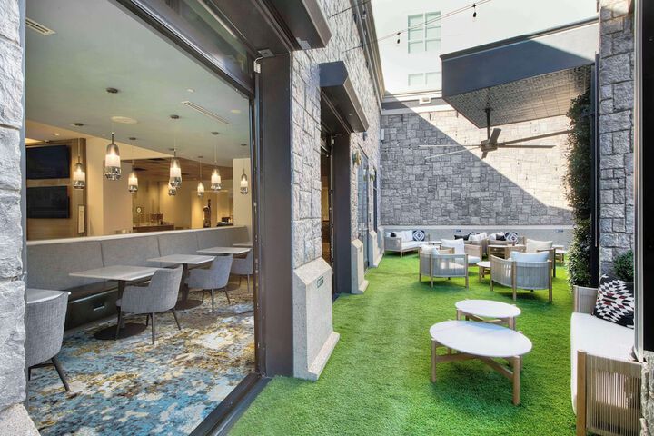 Terrace/Patio 101 of 101