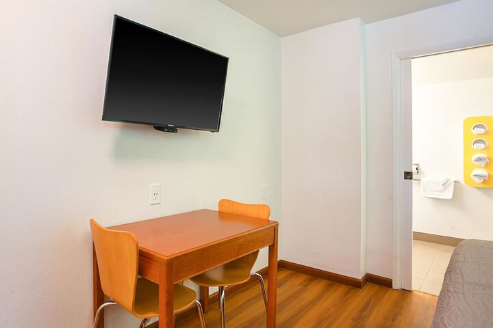 Room 12 of 31