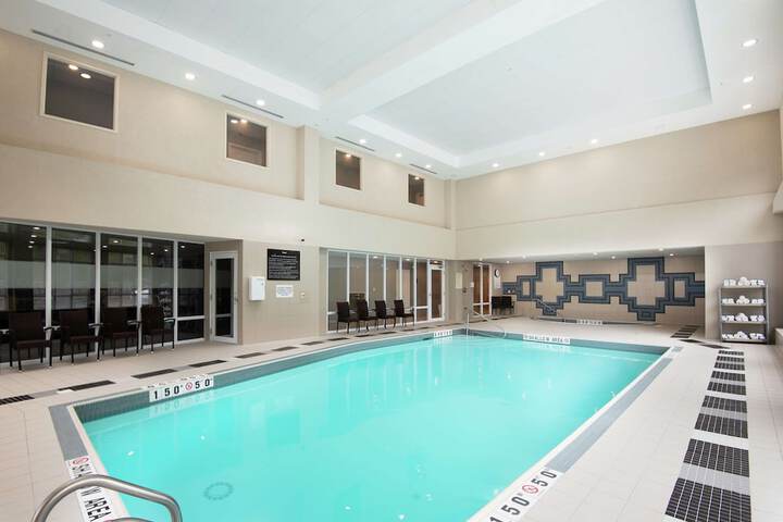 Hampton Inn & Suites Barrie