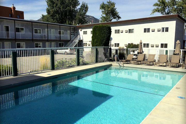 Golden Sands Resort Motel