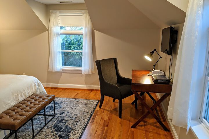 Room 167 of 239