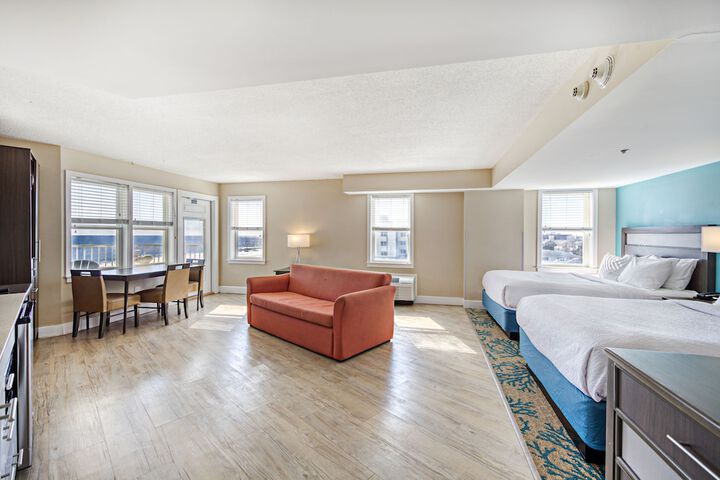 Room 52 of 91