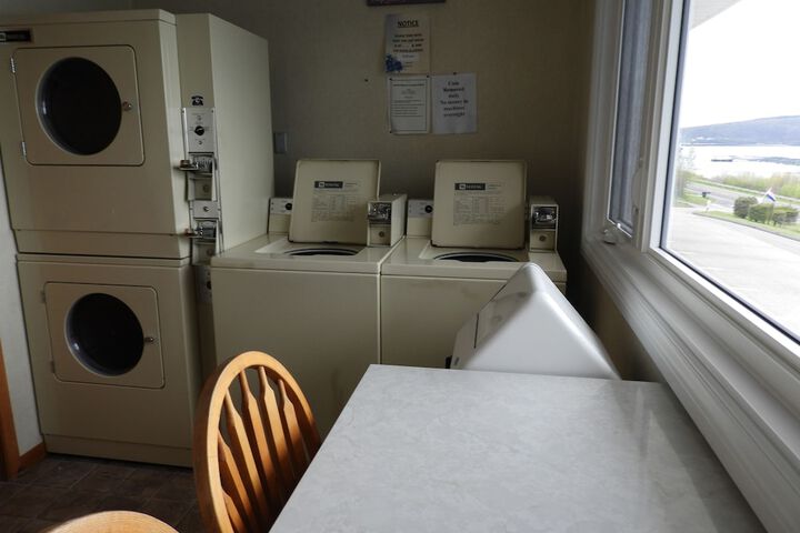 Room 60 of 99