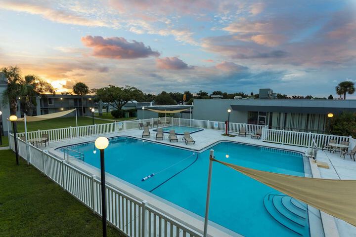 Pool 22 of 67