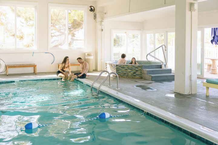 Surf Side Hotel