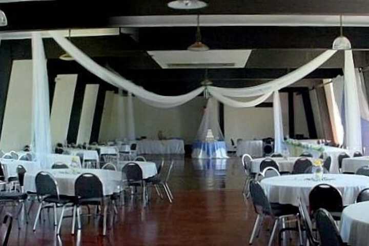 Wedding/Banquet 16 of 21