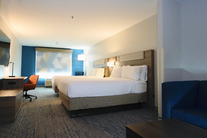 Holiday Inn Express Hotel & Suites Smithfield - Selma I -95 by IHG
