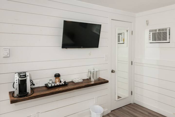 Room 20 of 32