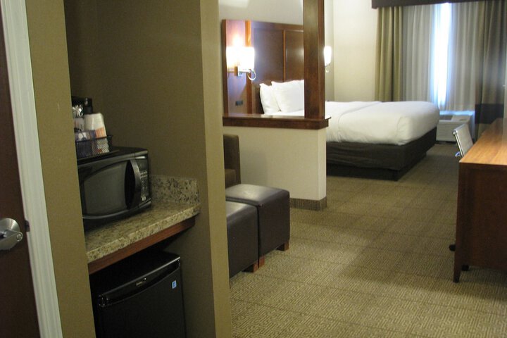Room 28 of 41