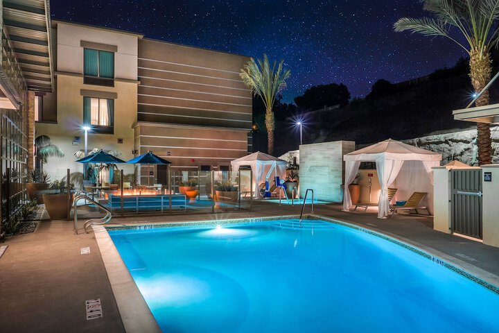Hampton Inn & Suites Mission Viejo