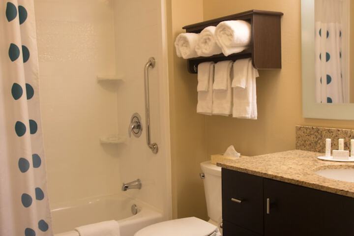 Room 18 of 29