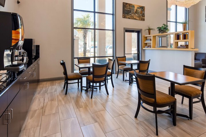 SureStay Plus Hotel by Best Western Hammond